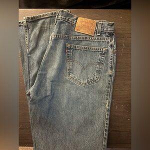 Levi’s 550